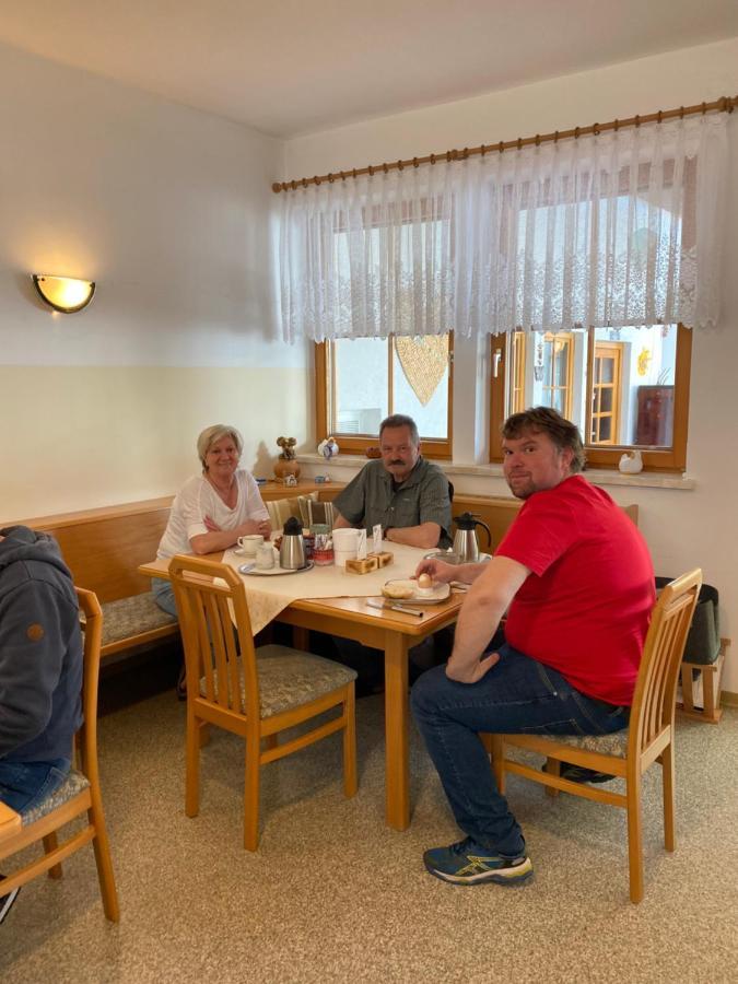 מלון מורביש אם סי Andreashof Moerbisch מראה חיצוני תמונה